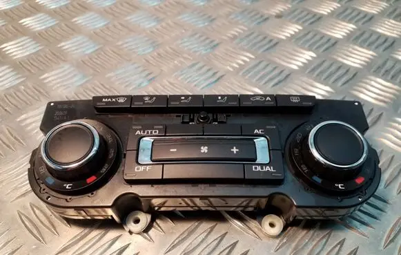 Skoda Superb B6 (3T) Climate control unit 3T0907044AK