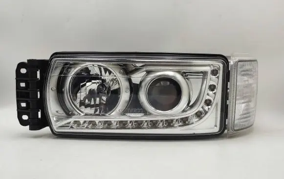 Iveco Daily 4th gen Headlight/headlamp 5801745449 1362213530 10R0312646