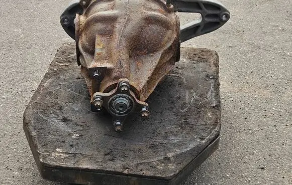 Mercedes-Benz Vito Viano W639 Rear differential A6393510208 9043531110 3811