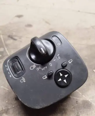 Mercedes-Benz C W203 Light switch 24406574725 A20354508