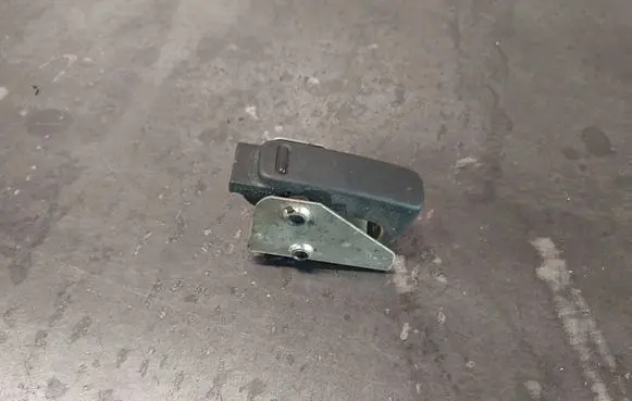 Skoda Fabia Mk2 (5J) Tie down hook / loop 1Z9867615D