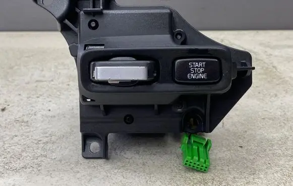 Volvo V70 Ignition key card reader 30724528 CCAD07LP0520T