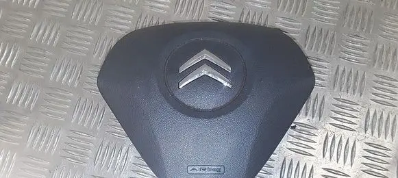 Steering wheel airbag