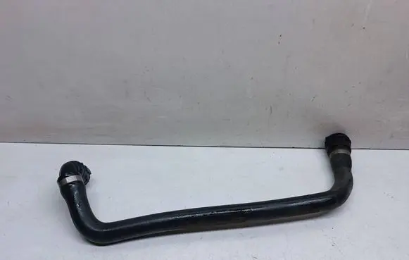 BMW 3 E90 E91 Engine coolant pipe/hose 1437886