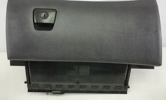 Volvo XC90 Glove box 3409421