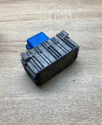 Opel Astra H Glow plug pre-heat relay 55353011
