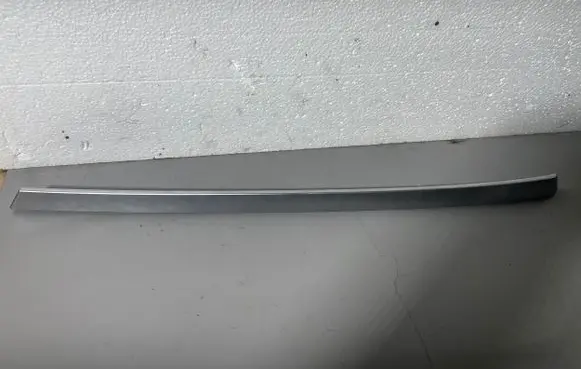 Mercedes-Benz E C207 W207 Front door trim bar A2077270322