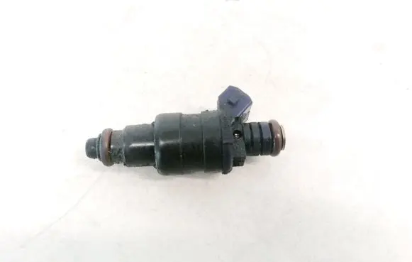 Renault Scenic I Fuel injector 866313