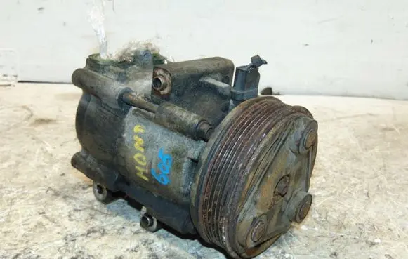 Ford Mondeo Mk III Air conditioning (A/C) compressor (pump) 4S7119D629AA 1710586 1S7H19D629CF