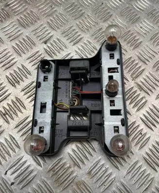 Ford Scorpio Tail light bulb cover holder 85gg13n004ba