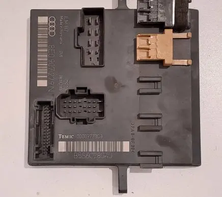 Audi A6 S6 C6 4F Comfort/convenience module 8E0907279N B5S6C28G4J 00009773C3