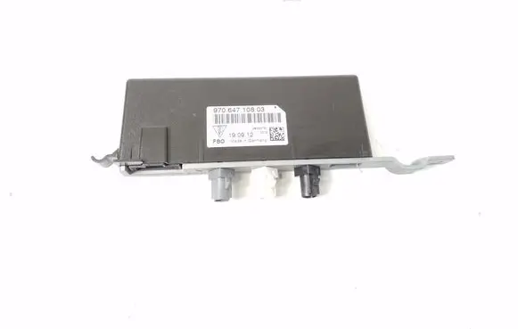 Porsche Panamera (970) Aerial antenna amplifier 97064710803