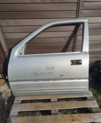 Opel Frontera A Front door