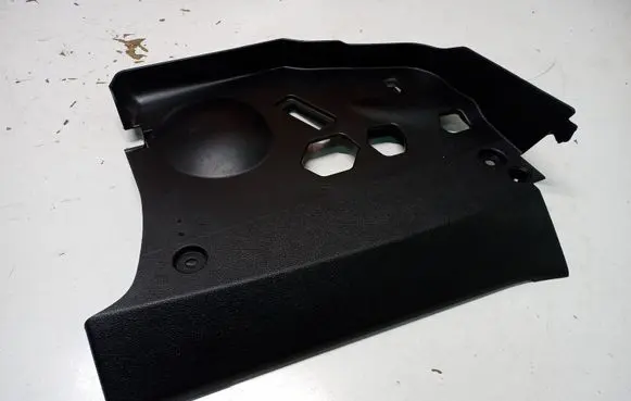 Dashboard lower bottom trim panel