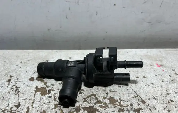 BMW 2 F44 Vacuum valve 0280142527 7614013 120511408