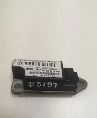 Mercedes-Benz E W210 Airbag deployment crash/impact sensor A0018205626