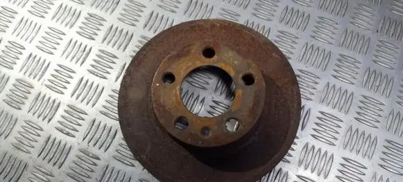 Volkswagen Golf IV Rear brake disc