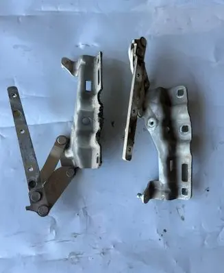 Mercedes-Benz C W203 Engine bonnet/hood hinges A2038800328LV