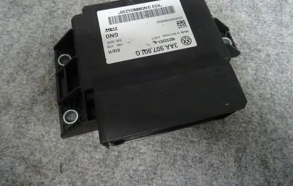 Audi A5 8T 8F Hand brake control module 3AA907801G