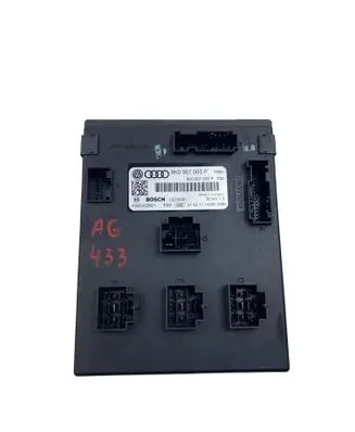 Audi A4 S4 B8 8K Central body control module 8K0907063P F005V00851