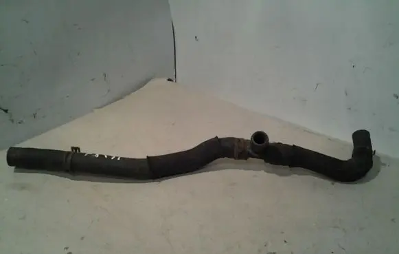 Audi A8 S8 D3 4E Engine coolant pipe/hose