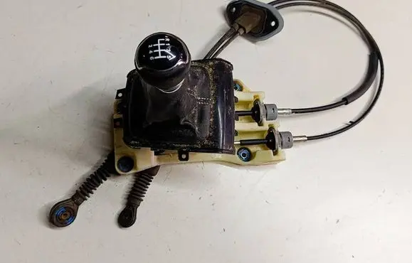 KIA Ceed Gear selector 2R3102E02U1 2R3102E02