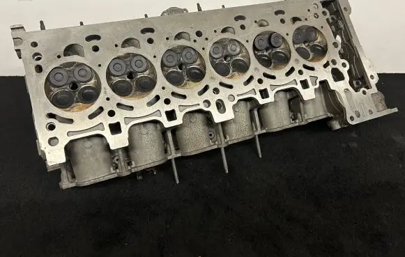 BMW 5 E60 E61 Engine head 155707603 A8646111 753532908