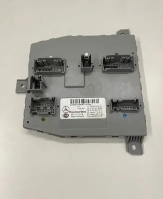 Mercedes-Benz GLC X253 C253 SAM control unit A2059006330