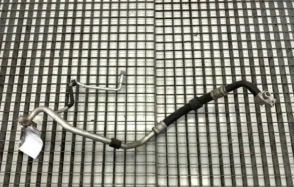 Audi Q8 Air conditioning (A/C) pipe/hose 4M1816740N