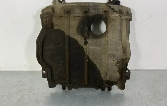 Jeep Grand Cherokee Engine splash shield/under tray 68037062