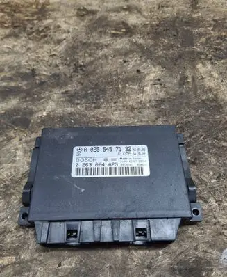 Mercedes-Benz E W211 Parking PDC control unit/module A0255457132 39E00351 0263004025