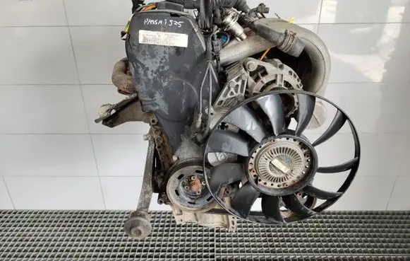 Volkswagen PASSAT B5 Engine AHL