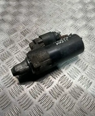 Mercedes-Benz C W204 Starter motor A0061514101