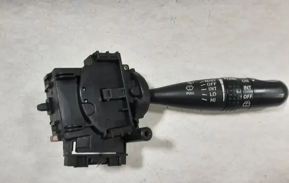 Toyota Corolla E120 E130 Wiper control stalk 173647
