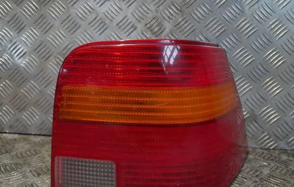 Volkswagen Golf IV Rear/tail lights 1J6945096R
