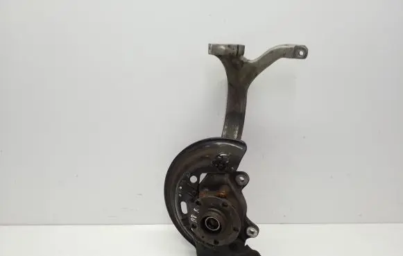Audi A8 S8 D3 4E Front wheel hub spindle knuckle 4E0257M