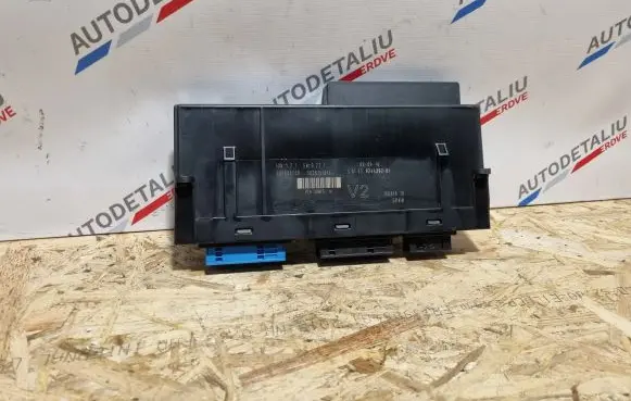 BMW 5 F10 F11 Comfort/convenience module 9244392 61359244392