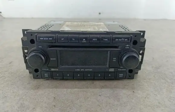 Dodge Caliber Radio/CD/DVD/GPS head unit P05064362AA