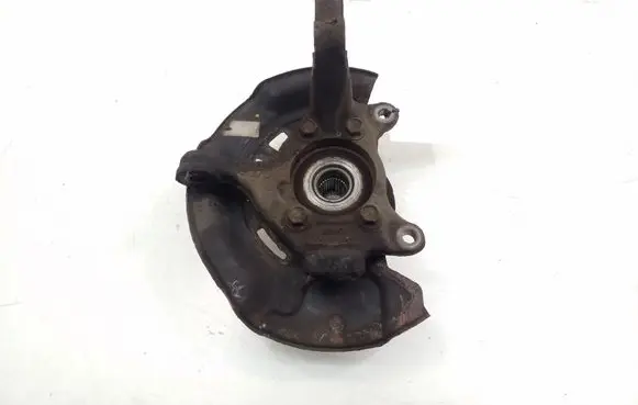 Toyota Verso Front wheel hub