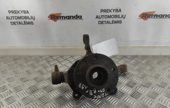 Renault Trafic II (X83) Front wheel hub
