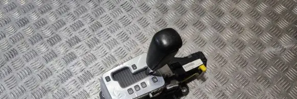 Volvo XC60 Gear shifter/selector 30759122