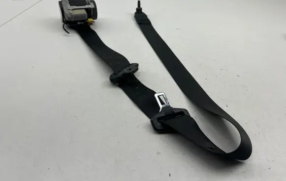Mercedes-Benz B W245 Front seatbelt 602876900 22041 008R000