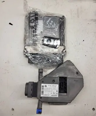 BMW 7 E65 E66 Engine ECU kit and lock set 7799856 6972679