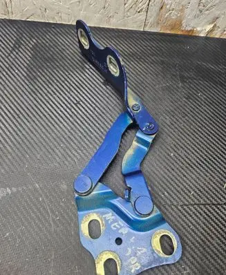 Opel Meriva A Engine bonnet/hood hinges 93299986 1104