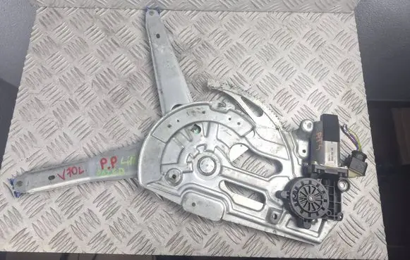 Volvo V70 Front door window regulator with motor 8626850