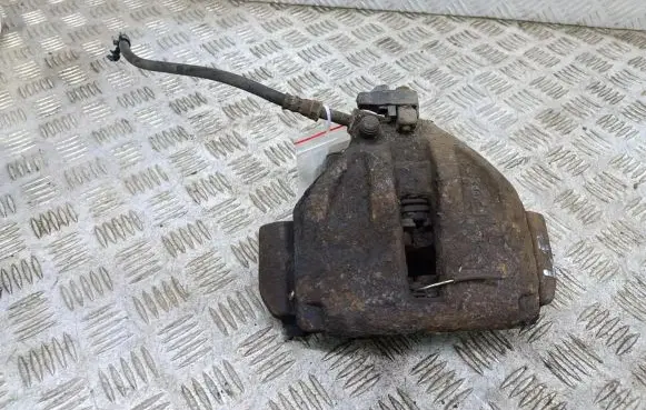 Mercedes-Benz Sprinter W901 W902 W903 W904 Front brake caliper