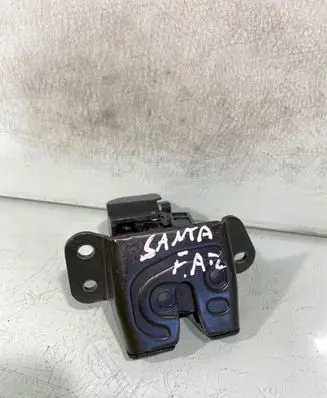 Hyundai Santa Fe Tailgate/trunk/boot lock/catch/latch 812302b000