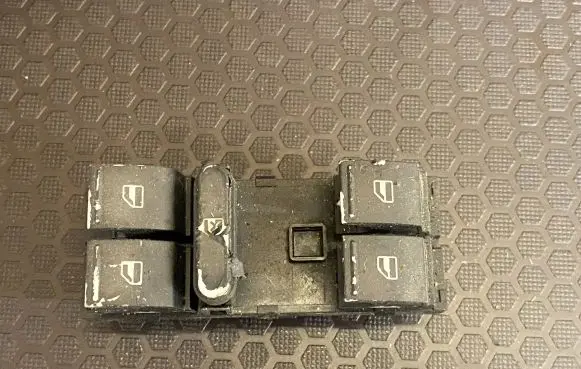 Volkswagen Touareg I Electric window control switch 7L6959857A