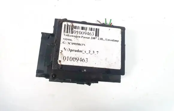 Volkswagen PASSAT B6 Ignition lock contact 3C0905843N 33303401