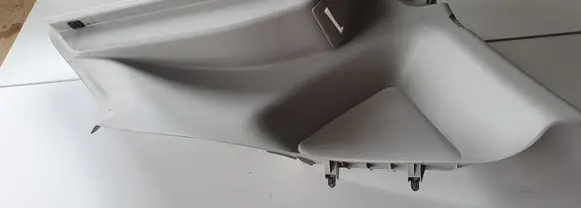 Nissan Qashqai Tailgate/trunk side cover trim 